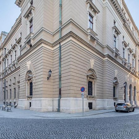Melody Meadow Apartment Budapest Eksteriør bilde